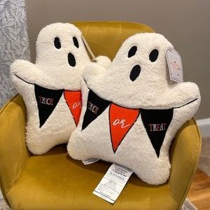 White Ghost Pillow Halloween Set of 2